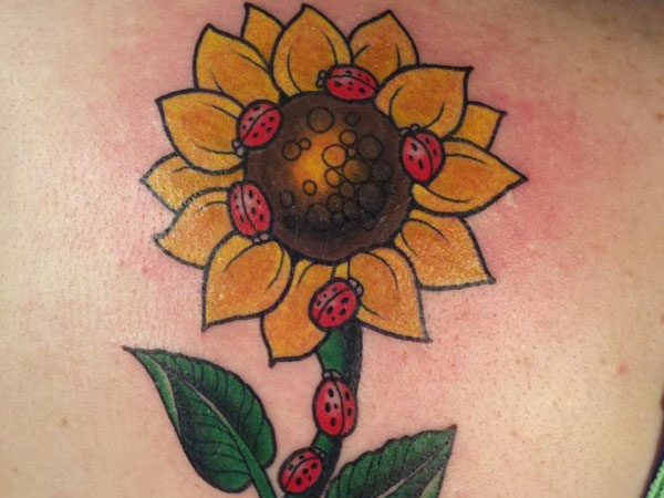 sunflower-back-tattoo