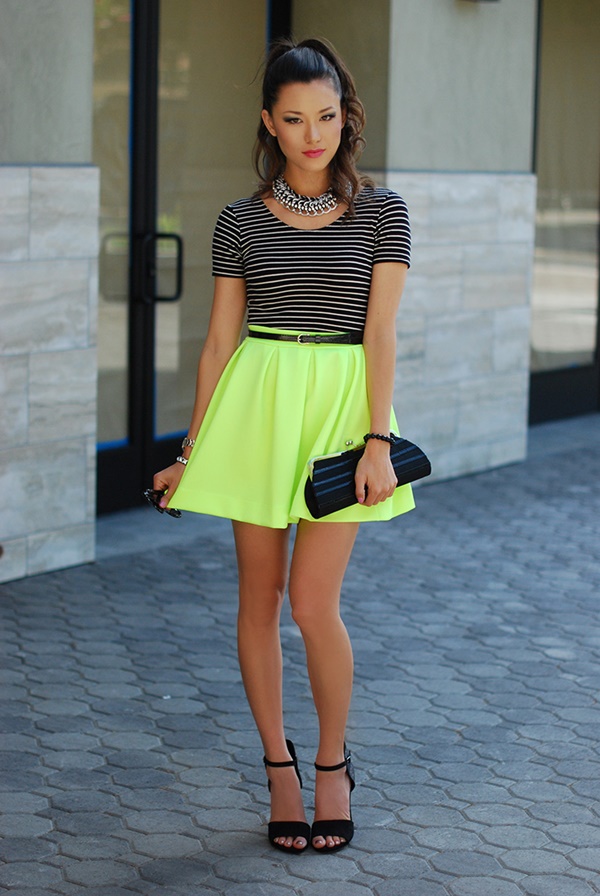 neon outfits (103)