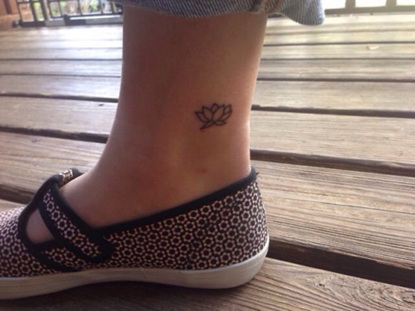 ankle-tattoos-for-girls-16
