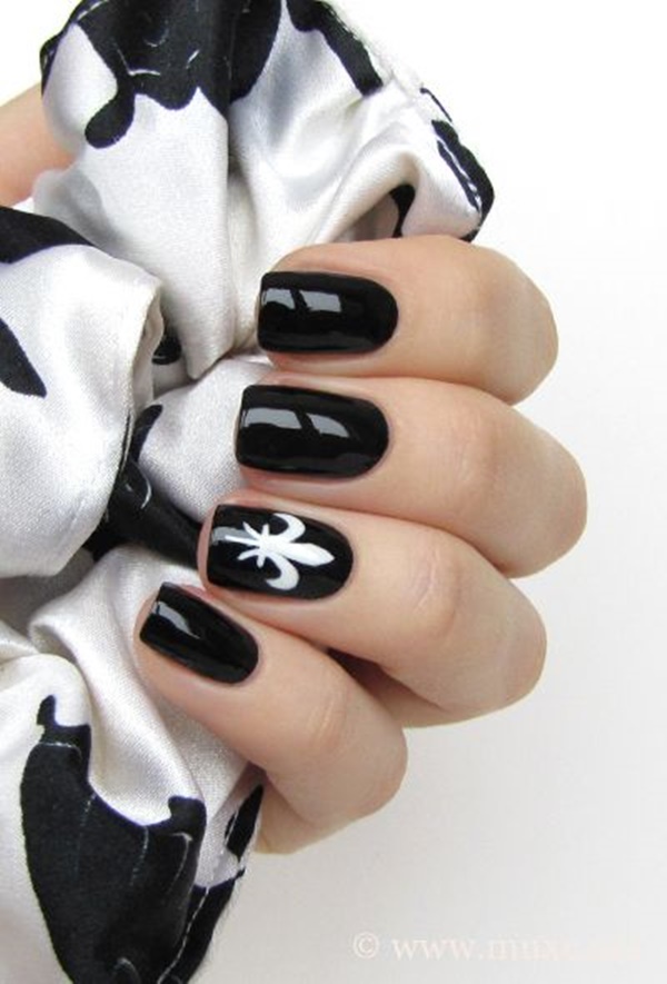 black-and-white-nail-art-6