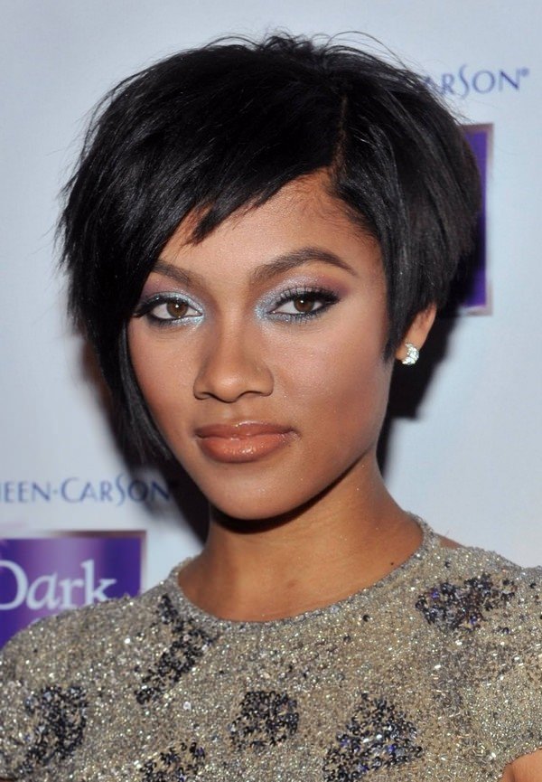 15 Short Haircuts for Women That Make You Look Younger