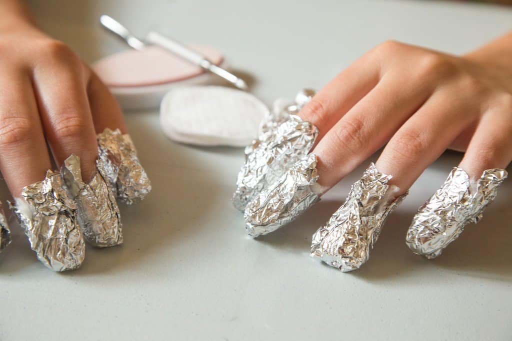 Acetone and Aluminum Foil to take off Acrylic nails