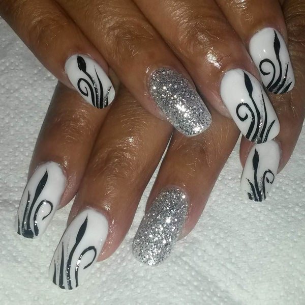 Black lines and silver nails design