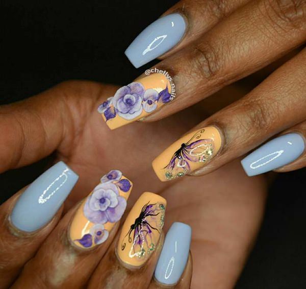 Flowers and more nail design